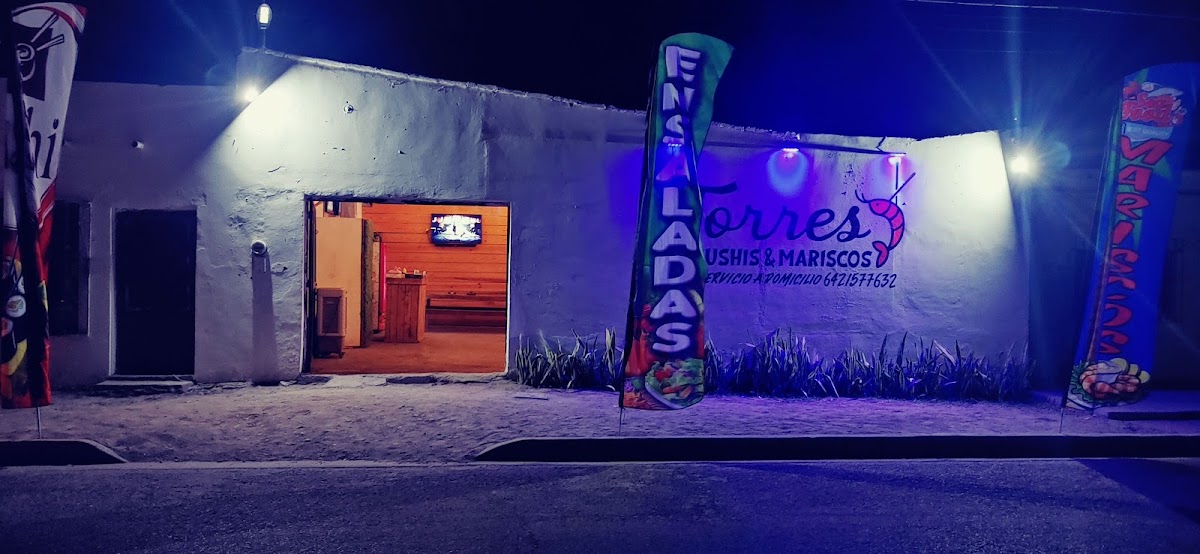 Torres sushis y mariscos
