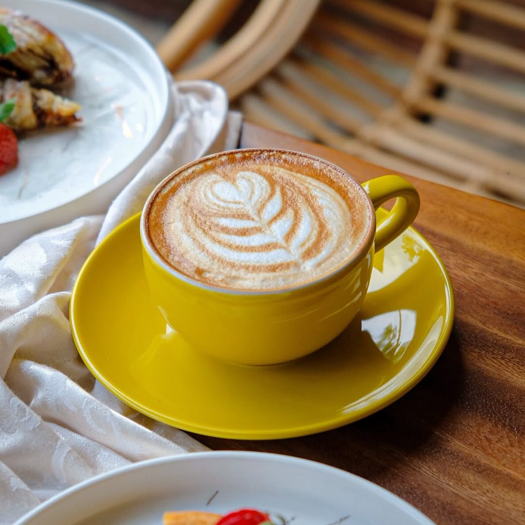 Bening Resto & Chill - Cafe Tangerang Selatan Photo 3
