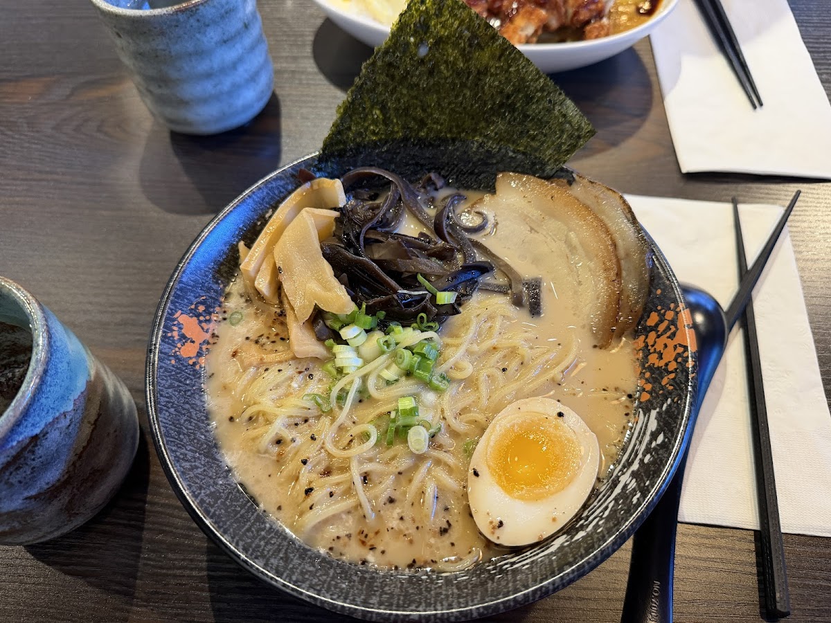 issho ramen Photo 8