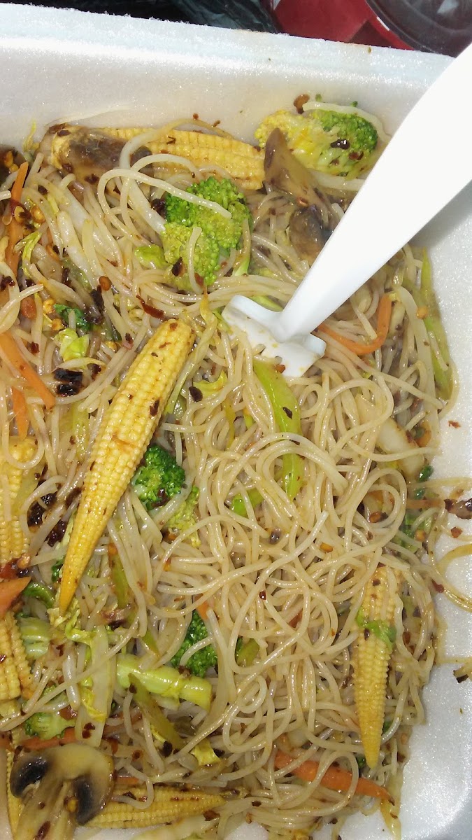 B & J Chinese Restaurant & Cold Beer Photo 7