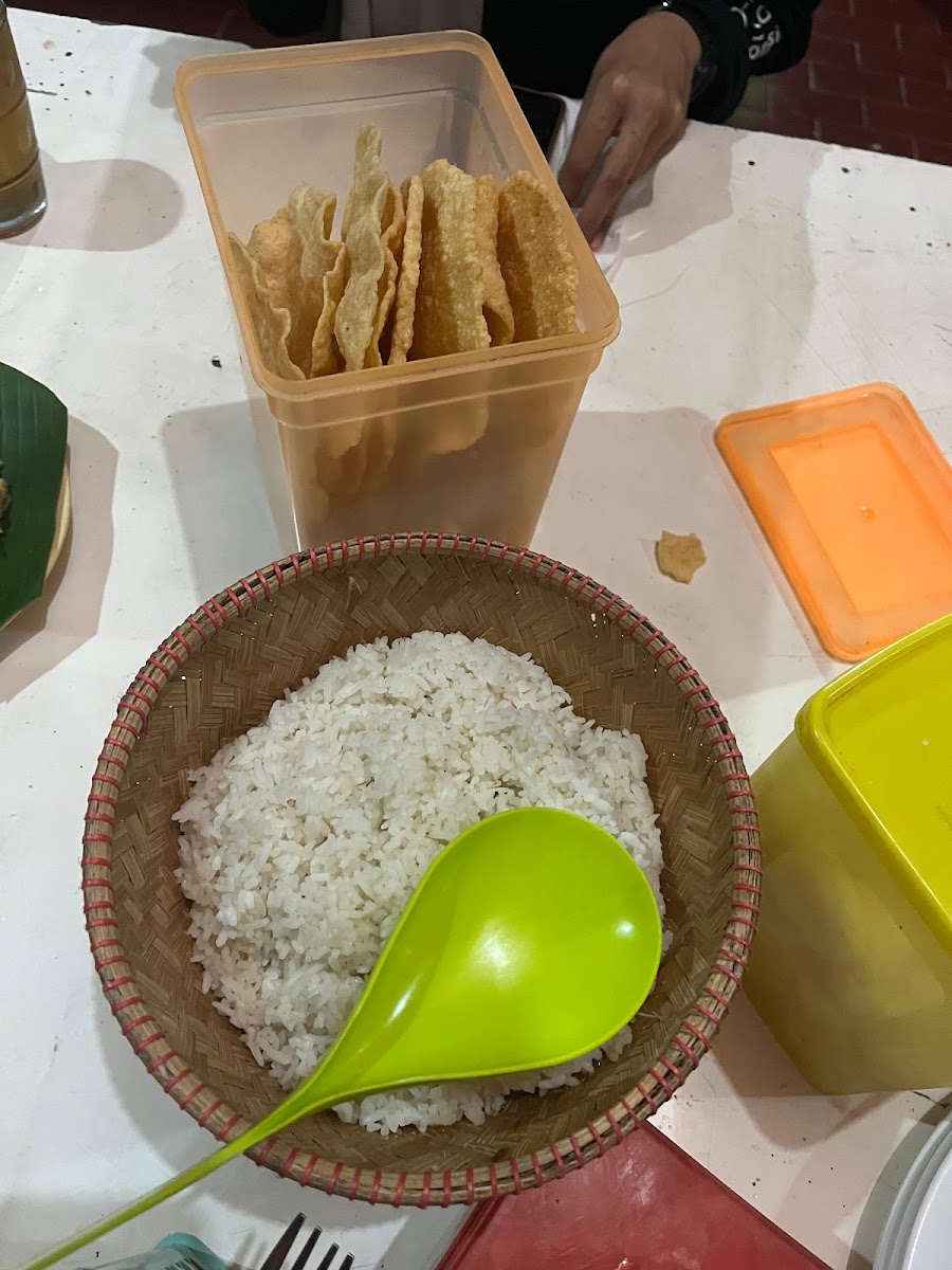 Warung Sate Tikungan (Wartik) Photo 3
