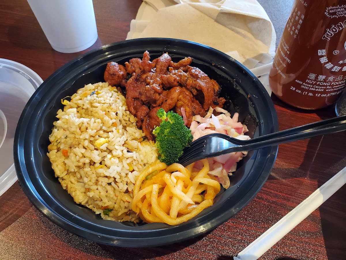 CJ's Bulgogi & Grill Photo 10