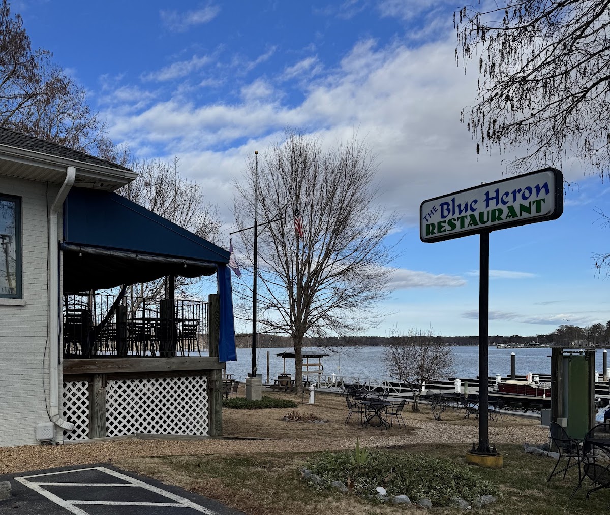 The Blue Heron Bar & Grill Photo 4