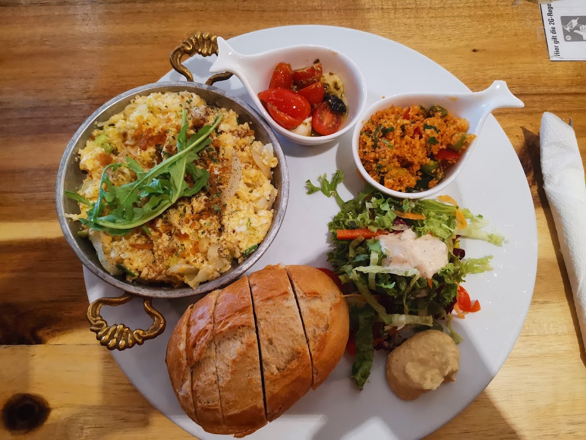 Cafe Mediterrane Photo 10