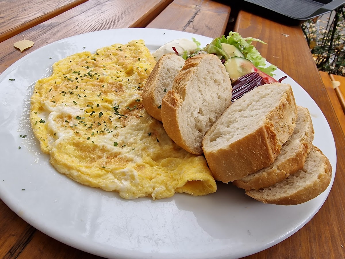 Cafe Mediterrane Photo 7