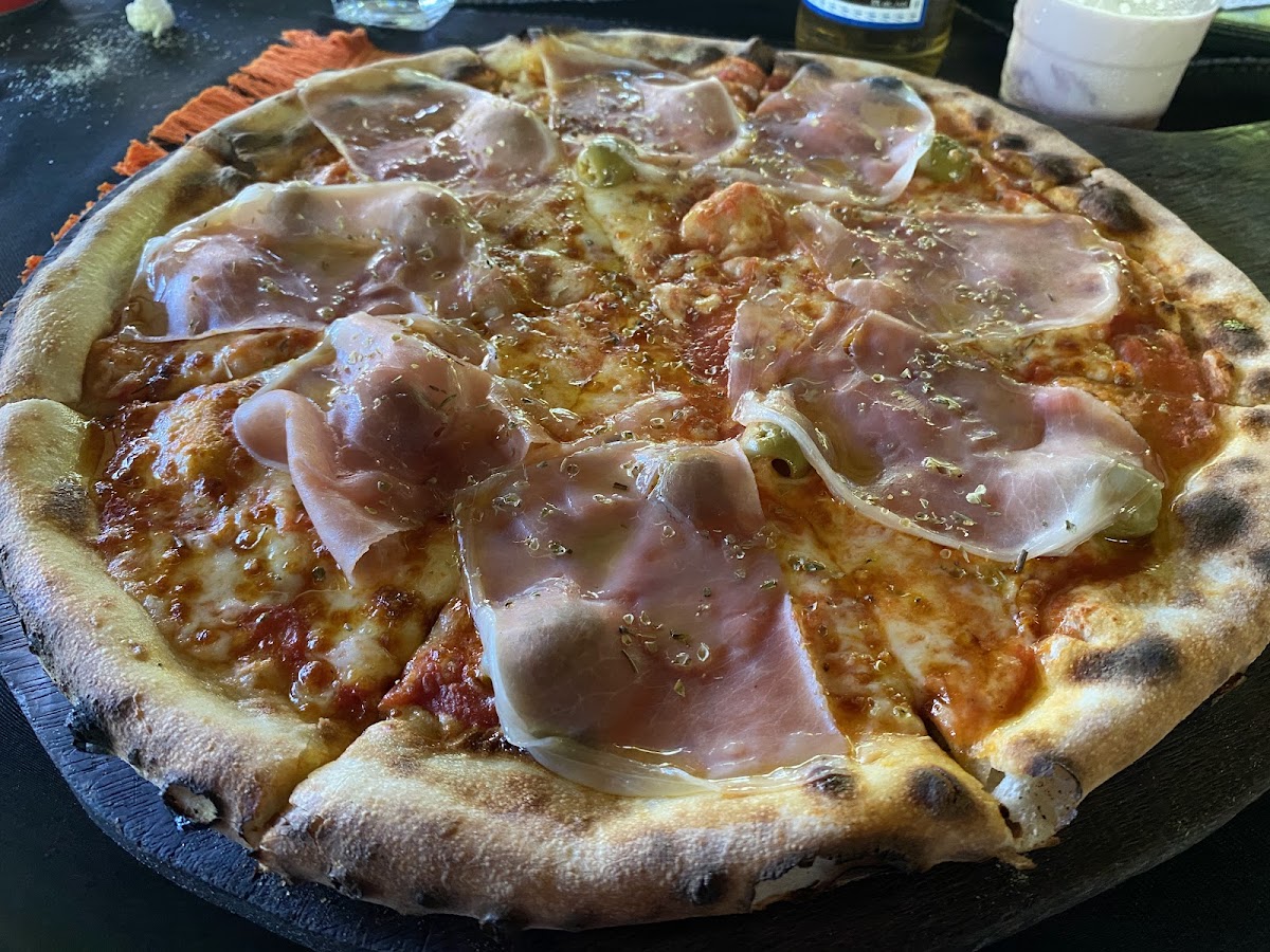 Isola Trattoria Photo 3