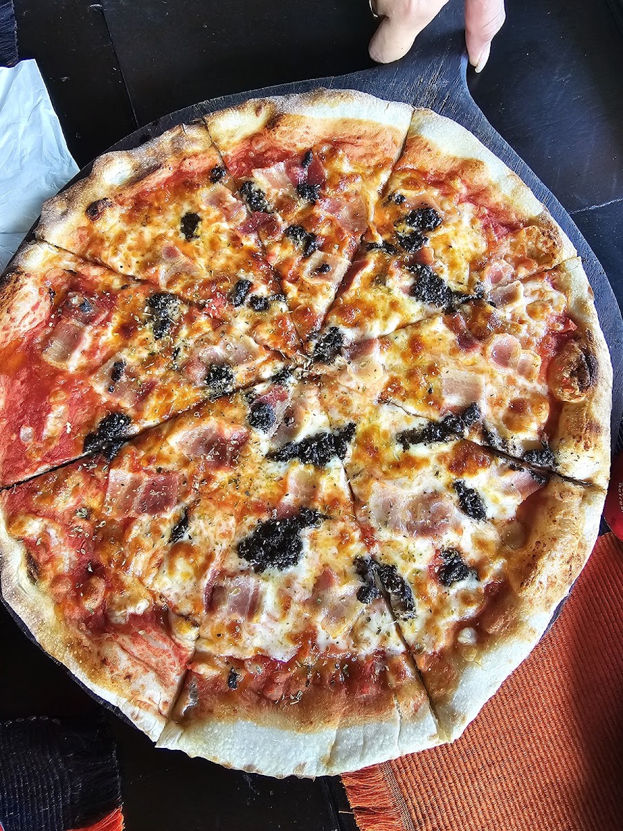 Isola Trattoria Photo 7