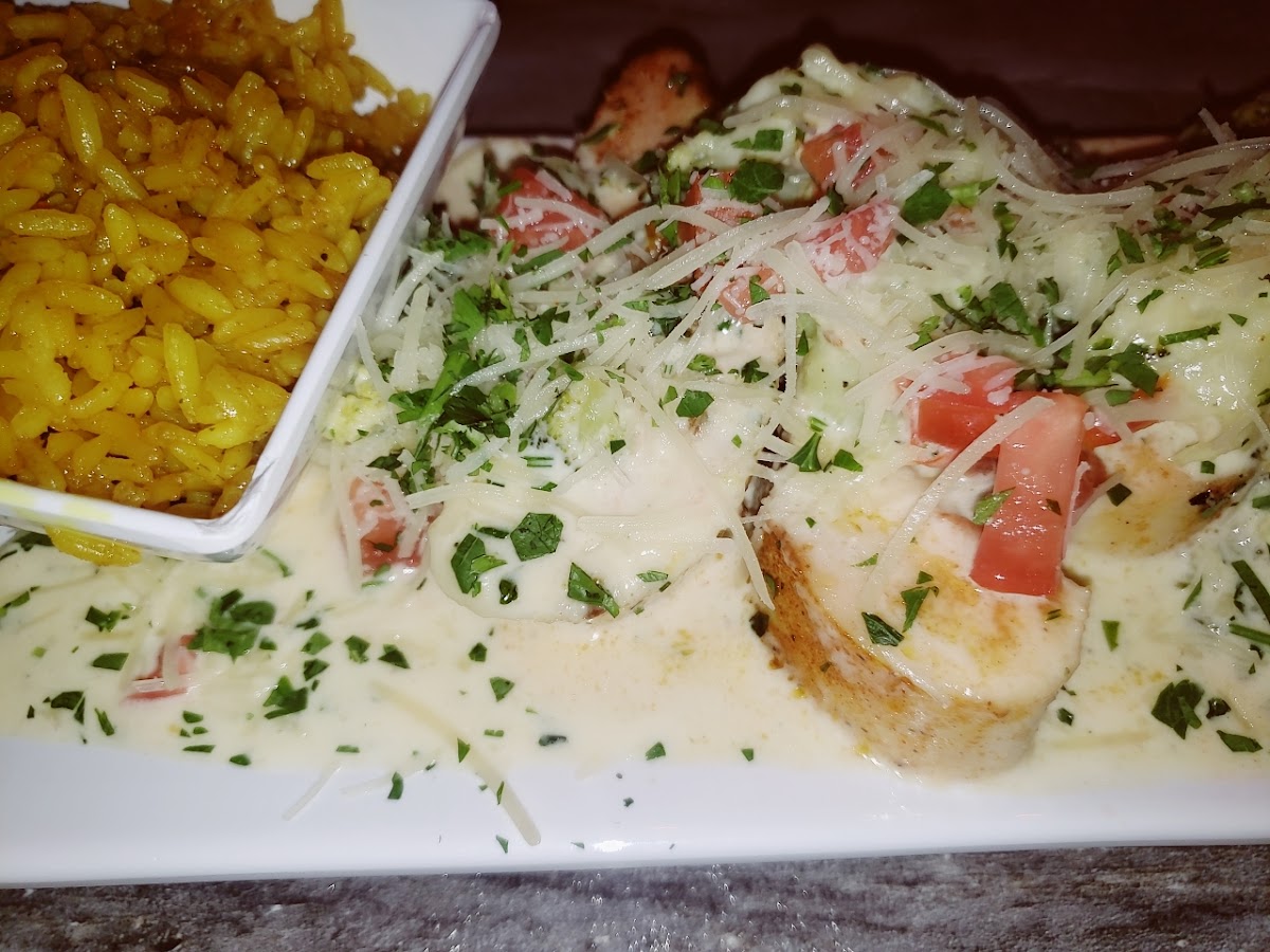 Fin & Feathers Restaurants Photo 7