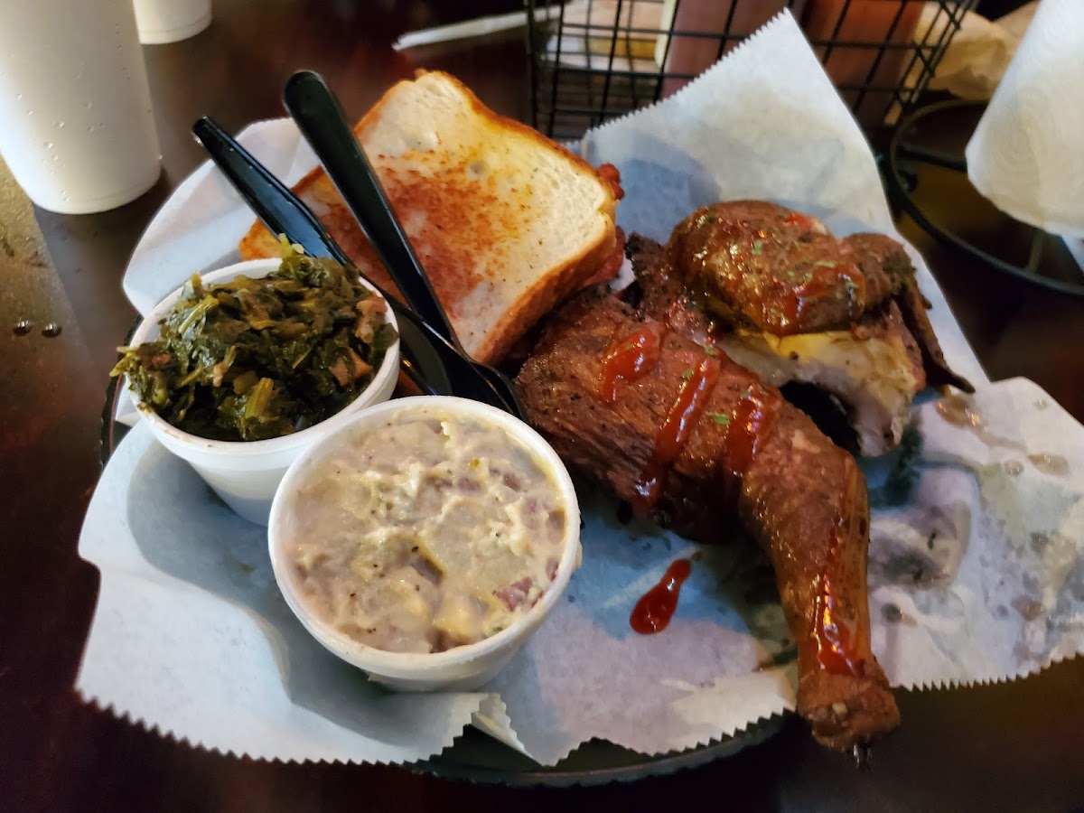 Outlaws Bar B Q Photo 9