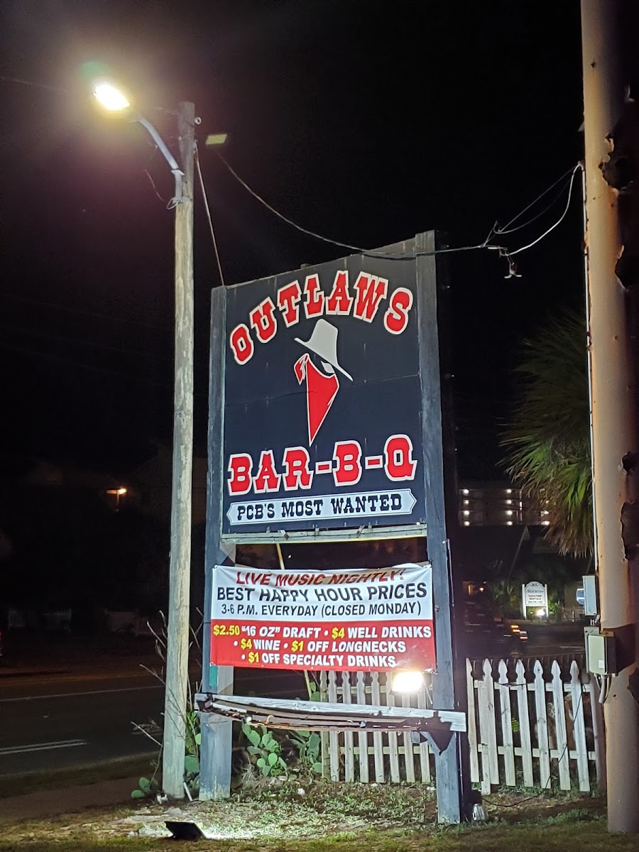 Outlaws Bar B Q Photo Menu 9