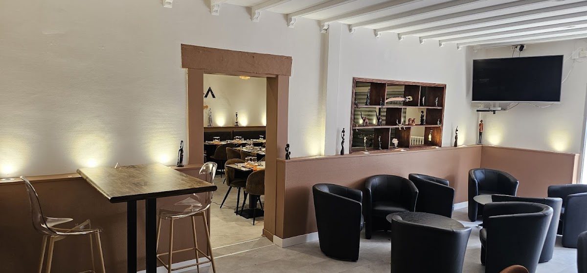 RESTAURANT AKWABA Tours