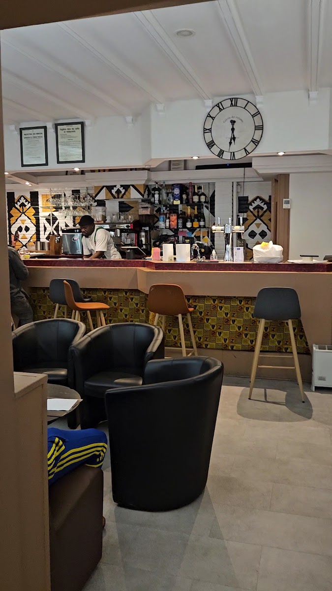 RESTAURANT AKWABA Tours Photo 6
