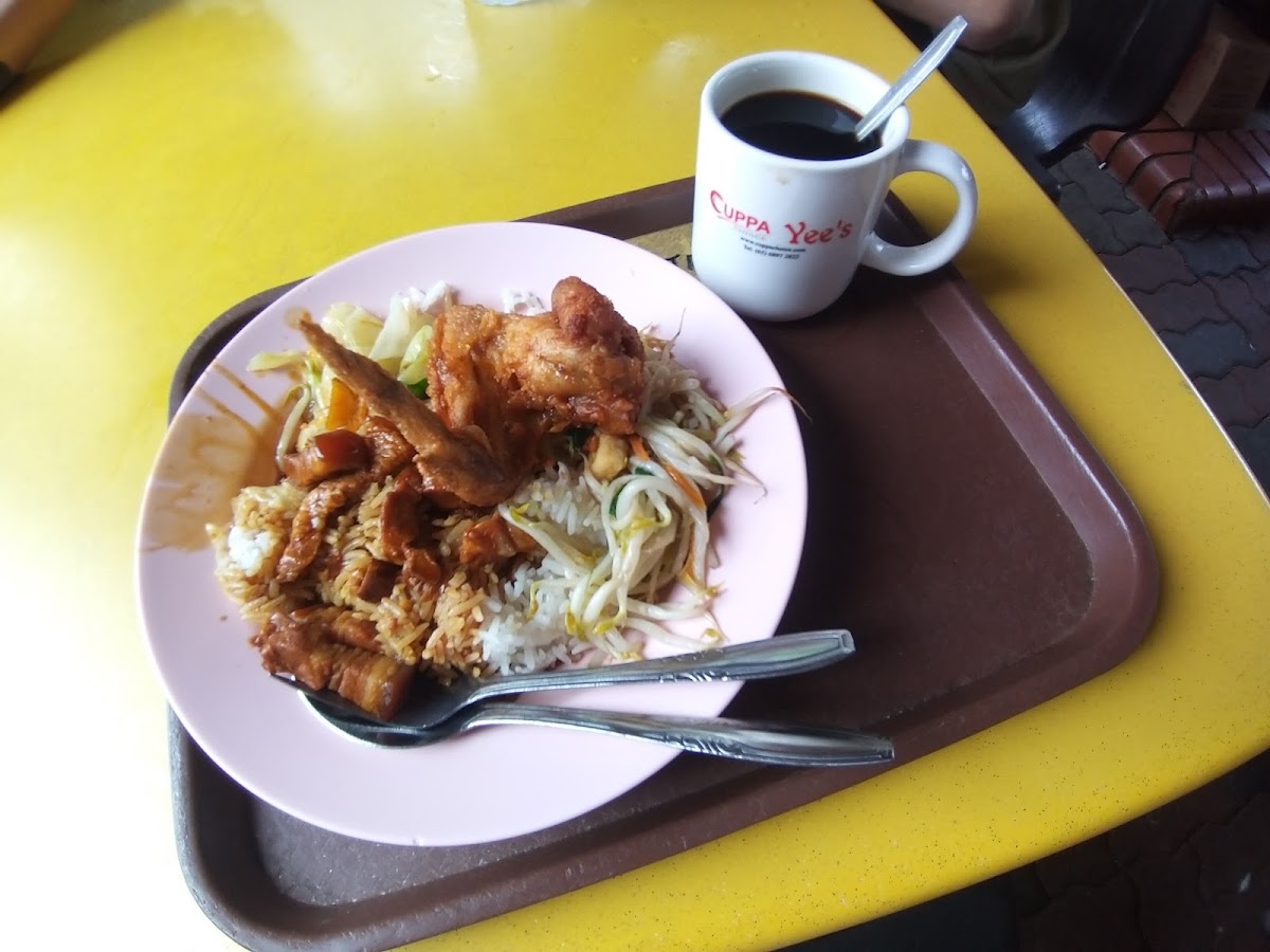 Goldhill Family Restaurant Photo 8