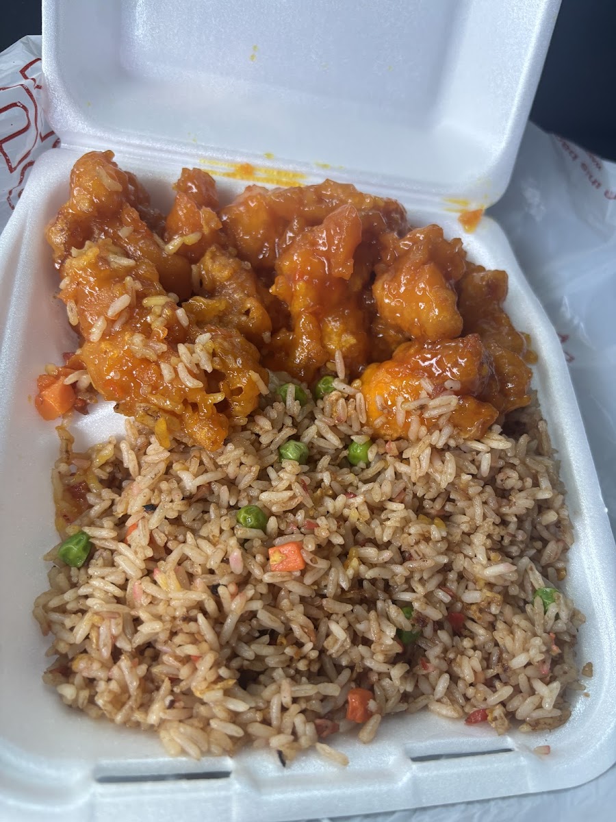 Sherman's Chinese Deli Photo 3