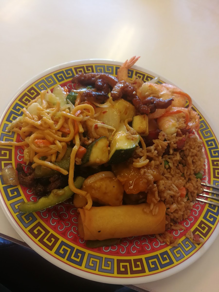 Sherman's Chinese Deli Photo 6