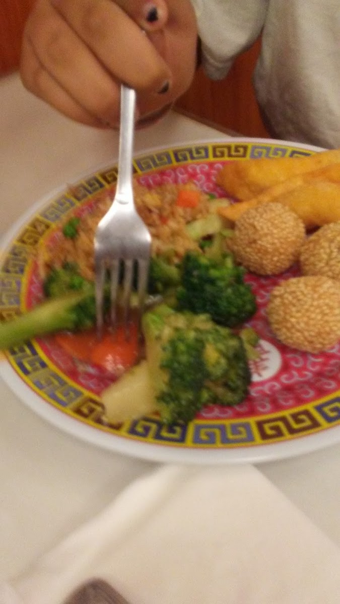 Sherman's Chinese Deli Photo 7