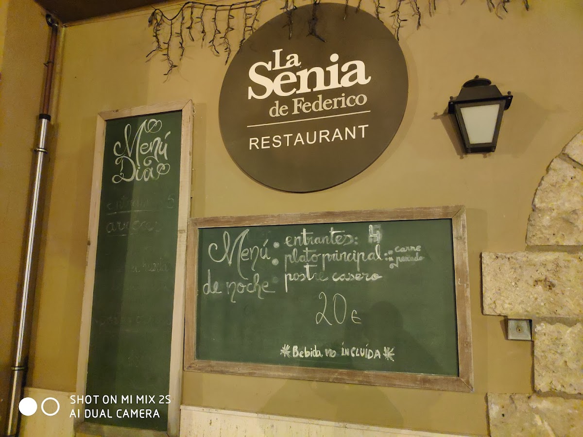 Restaurante La Senia Photo Menu 4