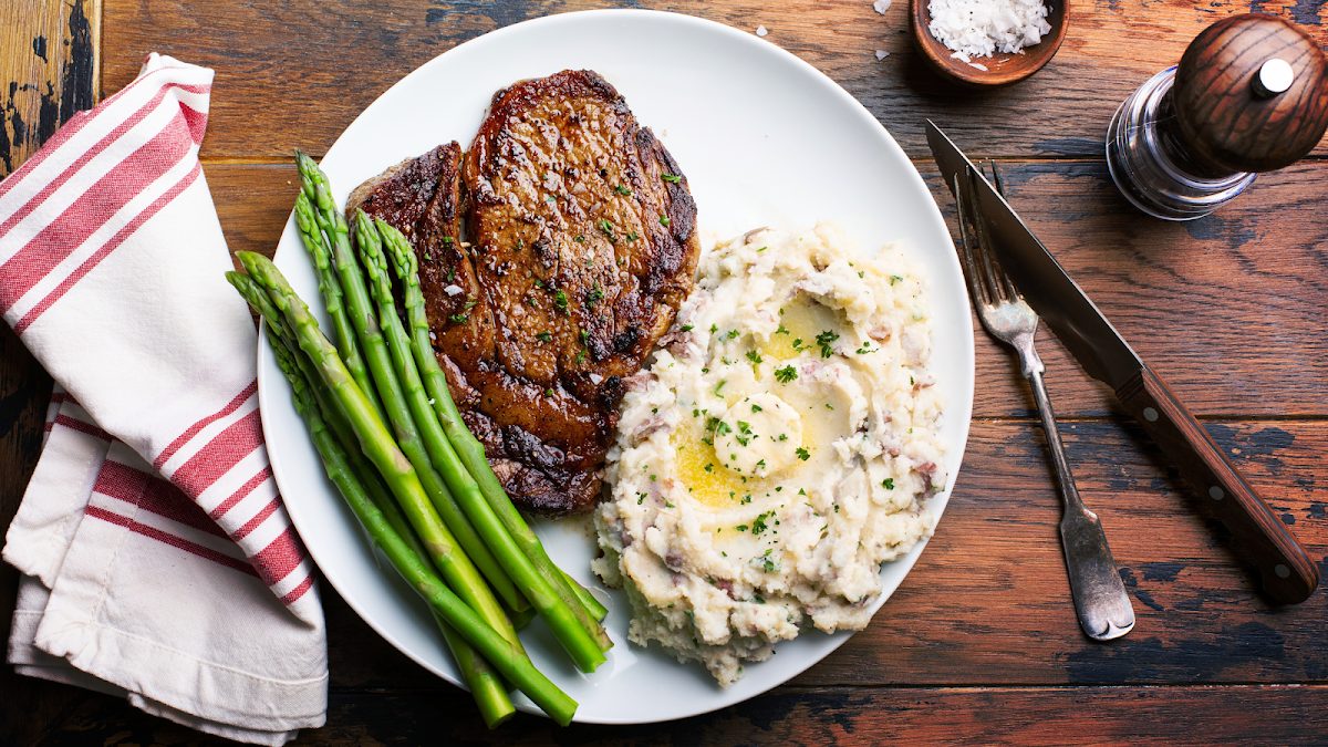 Rustic Creek Steakhouse Photo 2