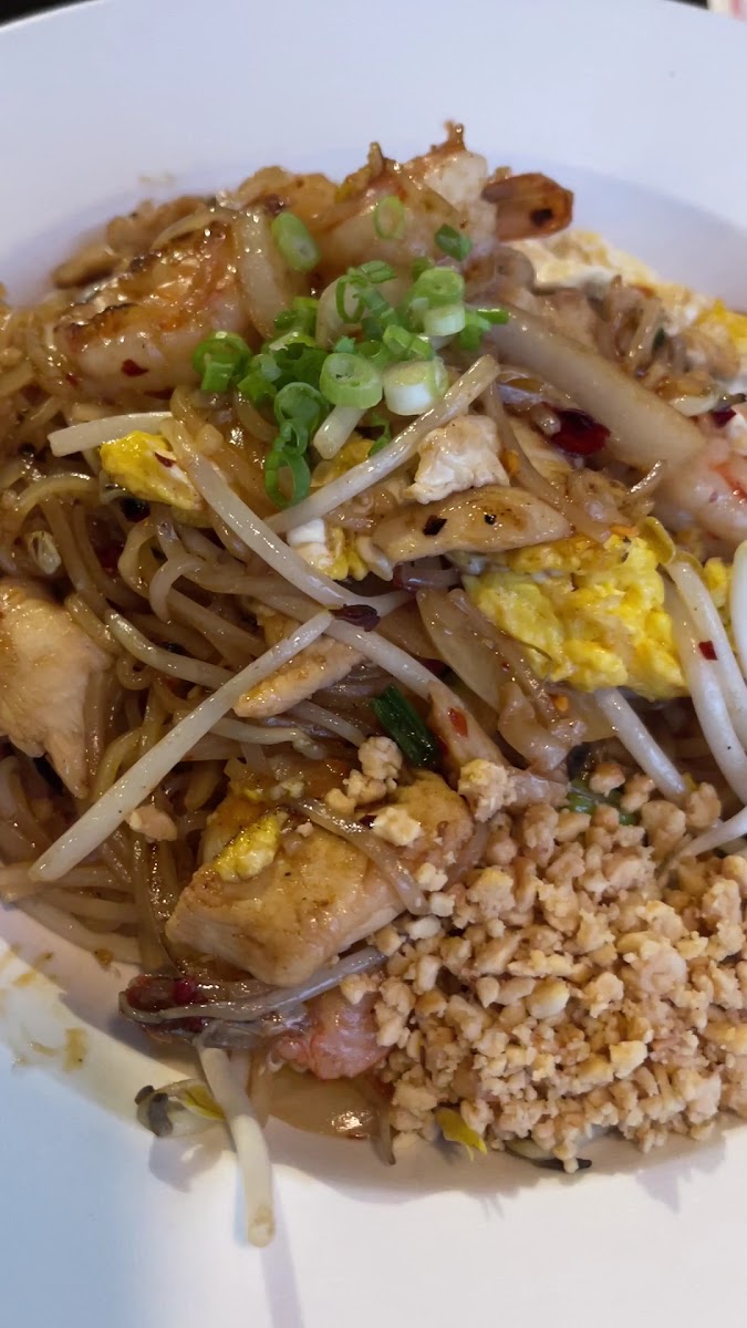 Thai Table Photo 2