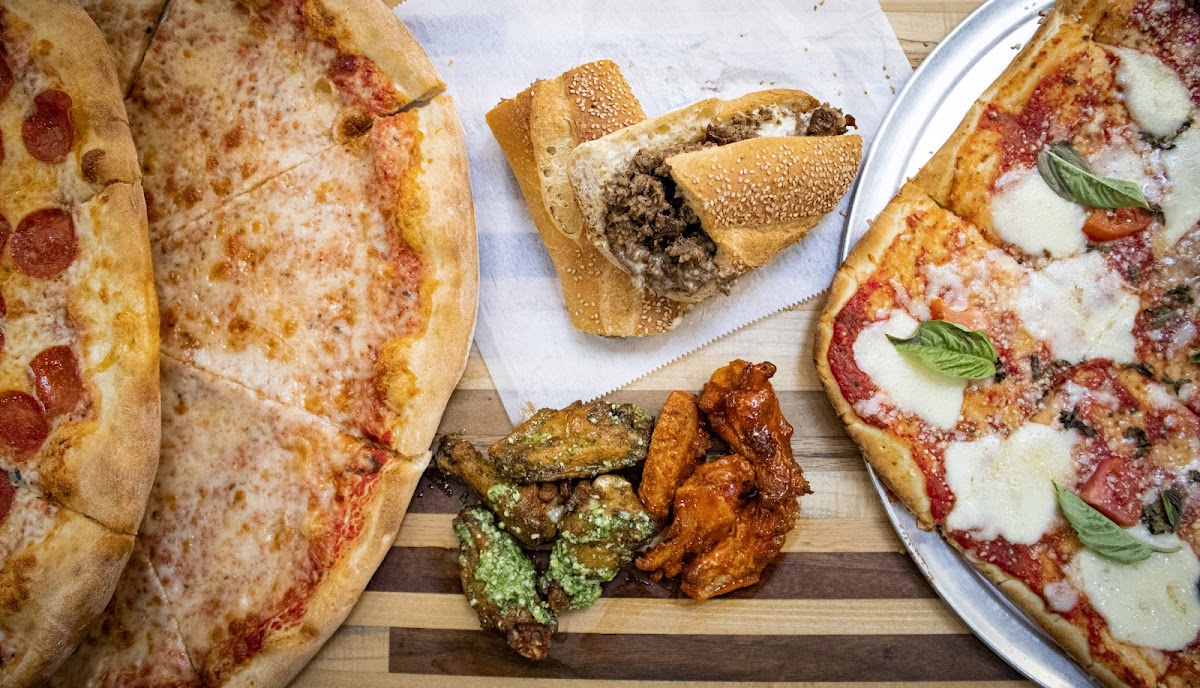 15th St Pizza and Cheesesteak Photo 3