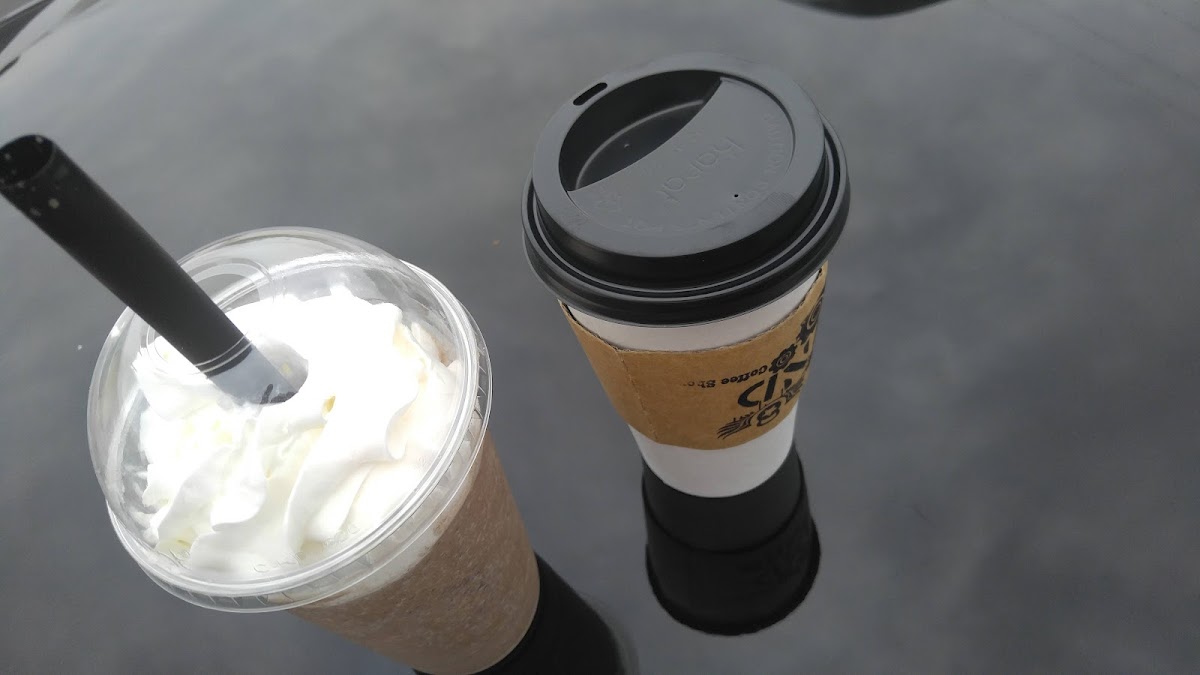 The Grind Coffee Shop Photo 9