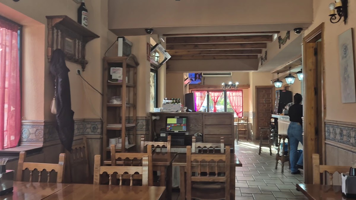 Mesón Casa Ludeña Photo 2