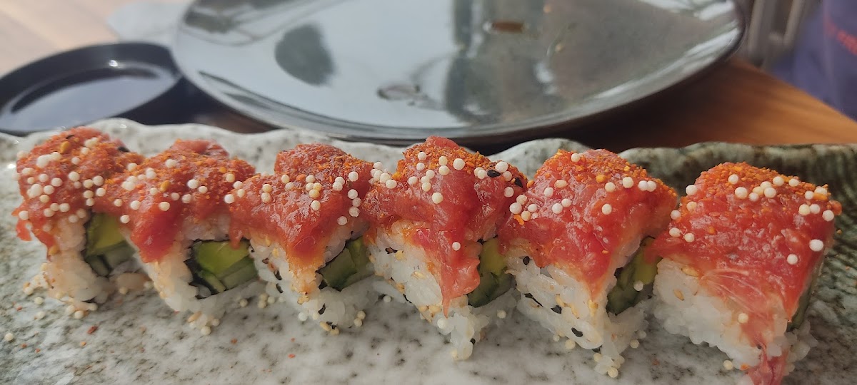 EAT ME Photo 7