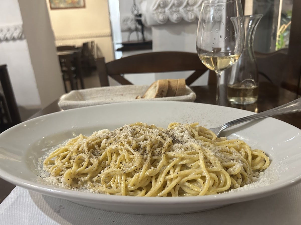 La Cisterna Photo 3