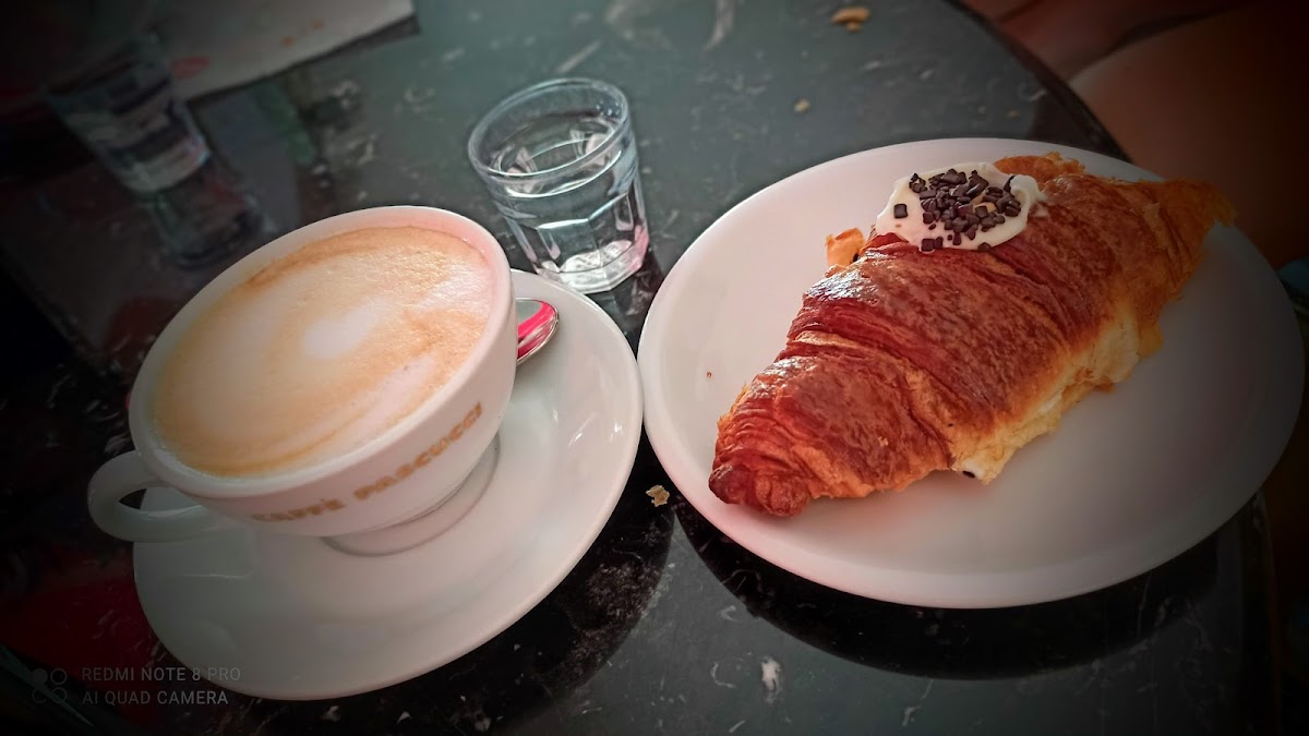 Caffè Pascucci Shop Porto Canale Photo 9