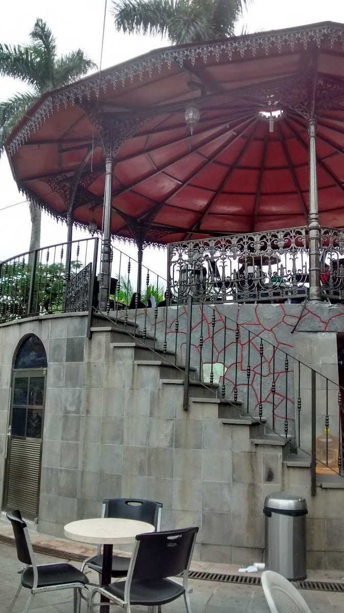 Kiosko del Parque Photo 5