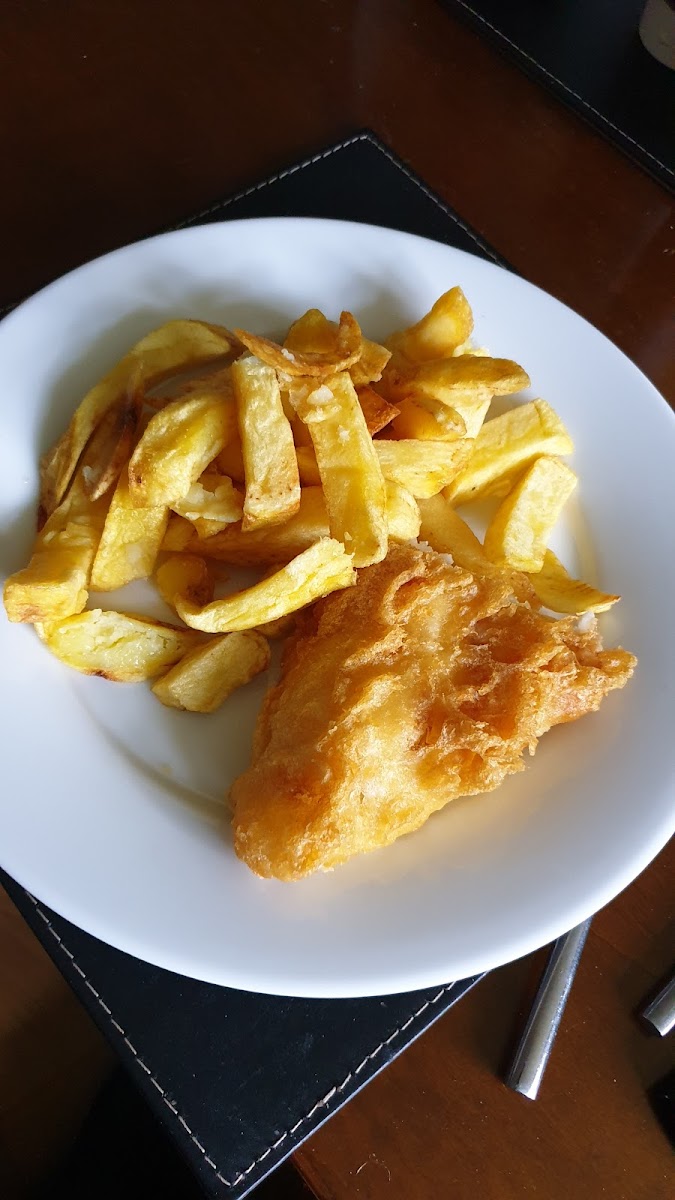 Molly’s fish ‘n’ chip shop Photo 6