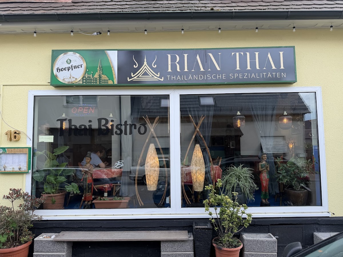 Rian Thai Bistro
