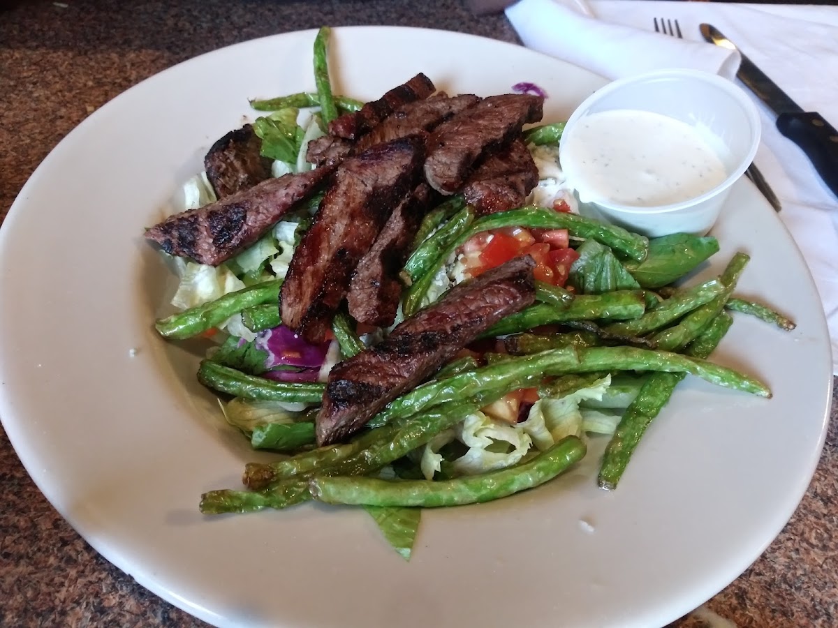 Robert's Steakhouse Photo 9