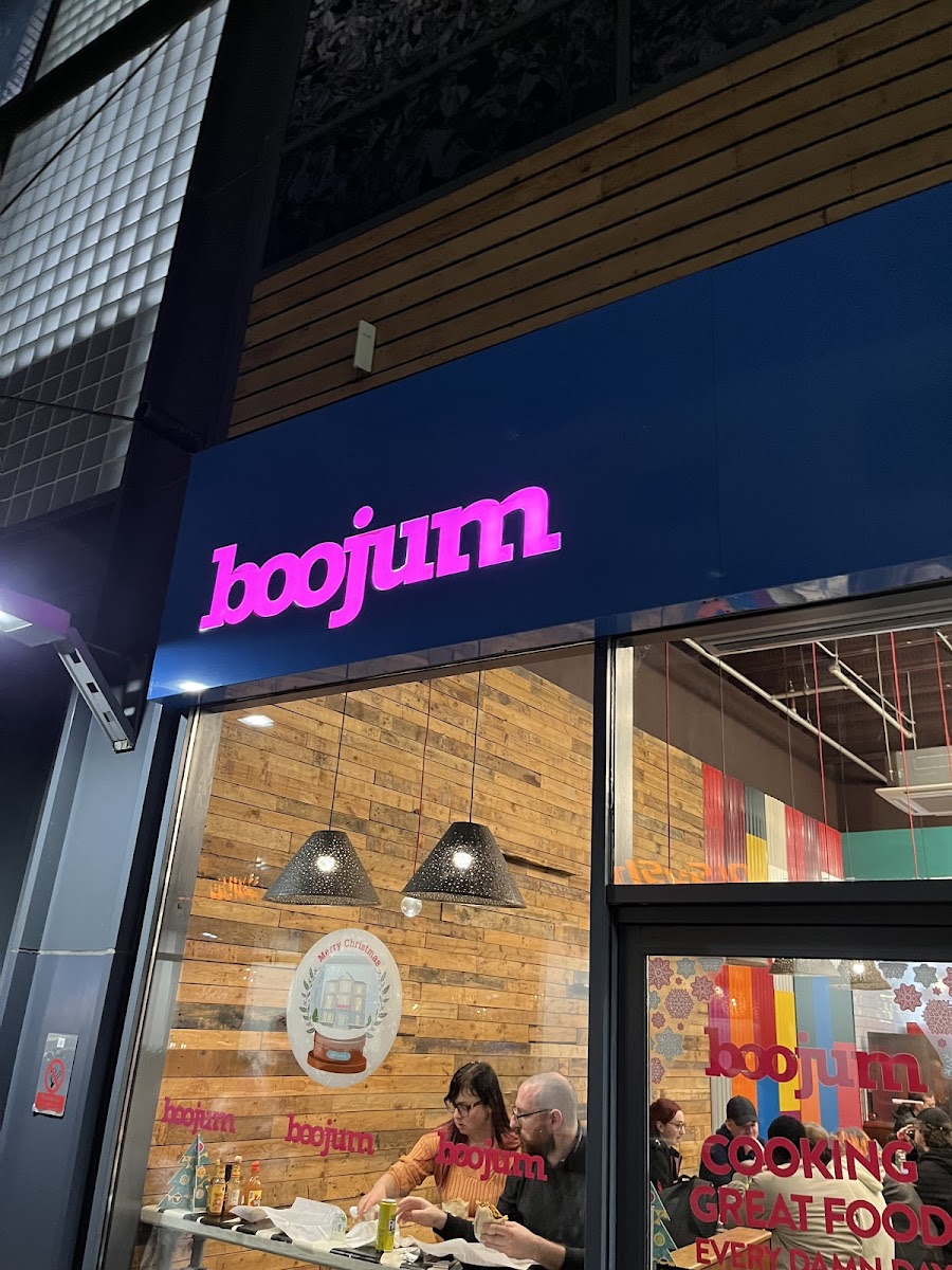 Boojum - Victoria Square Photo 3