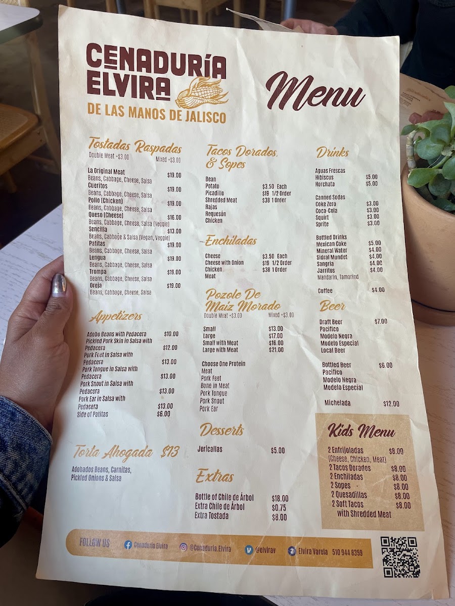 Cenaduria Elvira Photo Menu 9