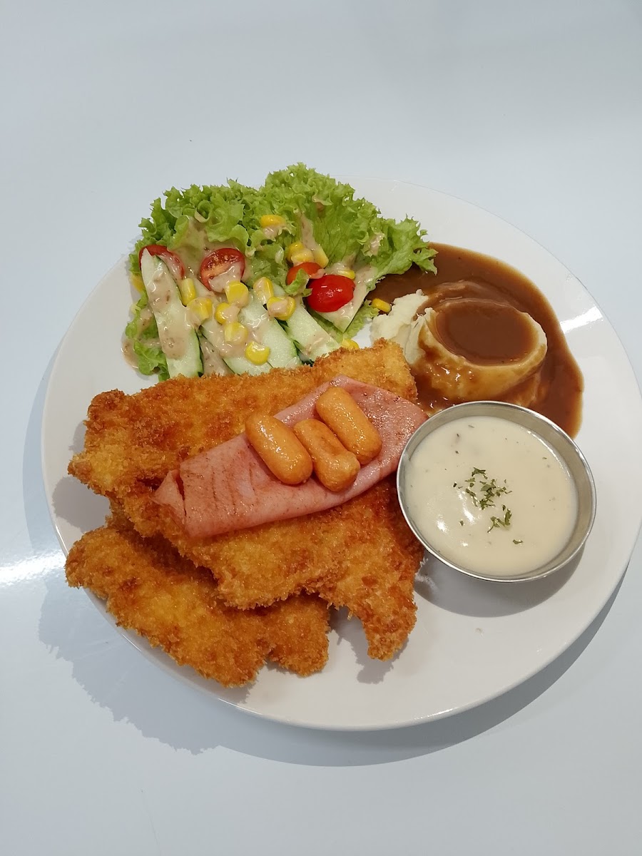 Deli's Kopitiam 德利茶餐厅 Photo 10