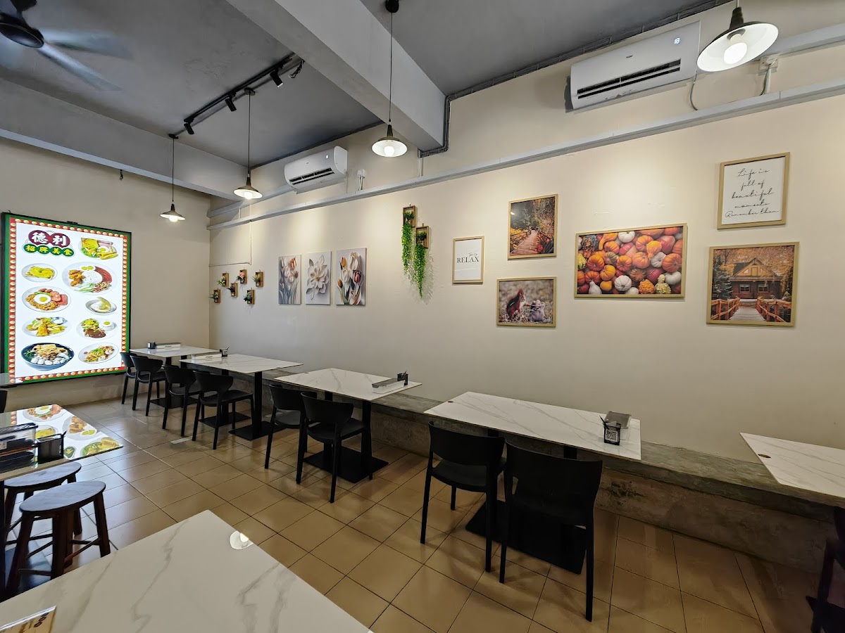 Deli's Kopitiam 德利茶餐厅 Photo 7