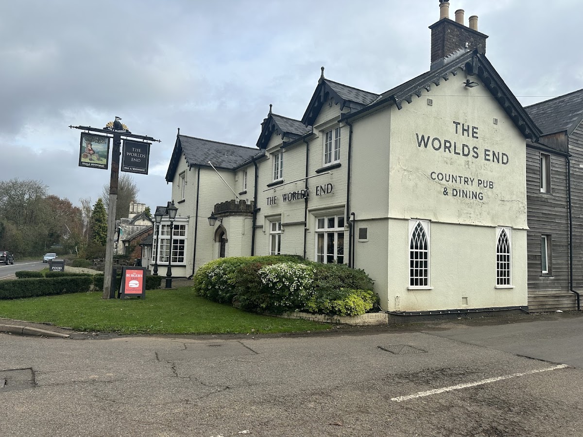 The World's End Taunton Photo 4
