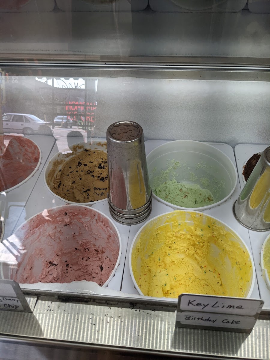 Spanky's Deli & Homemade Ice Cream Photo 10