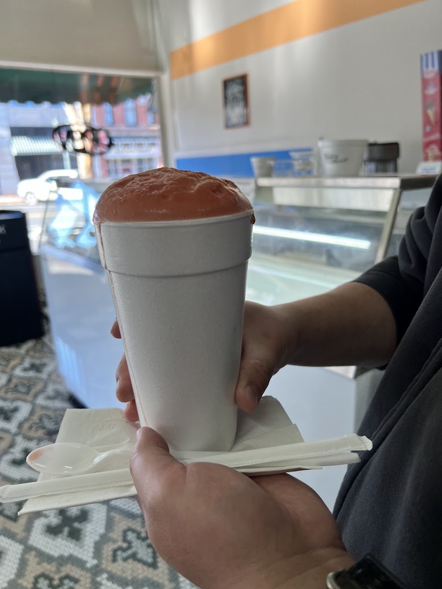 Spanky's Deli & Homemade Ice Cream Photo 5