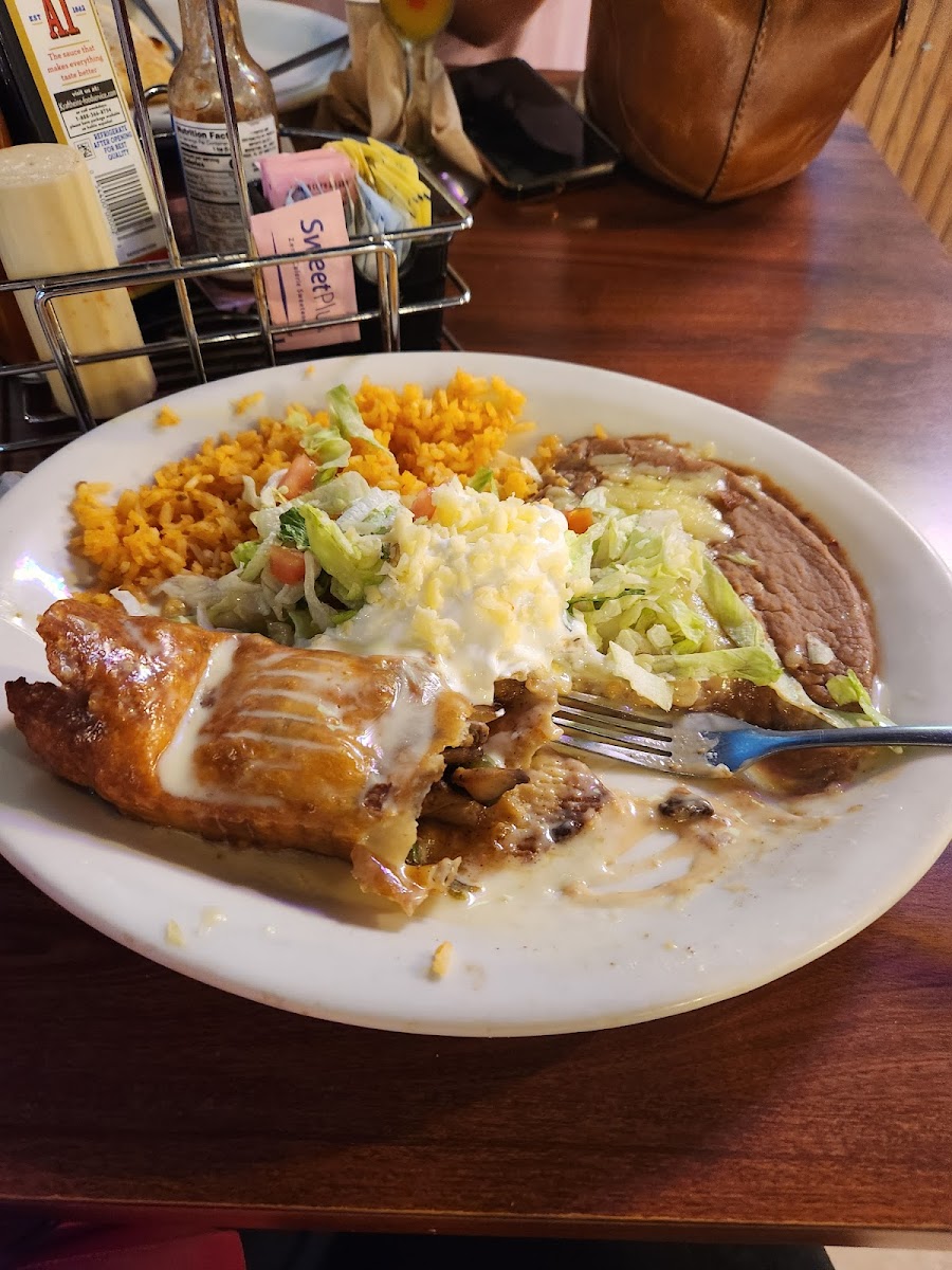 La Fogata Mexican Grill & Bar Photo 6