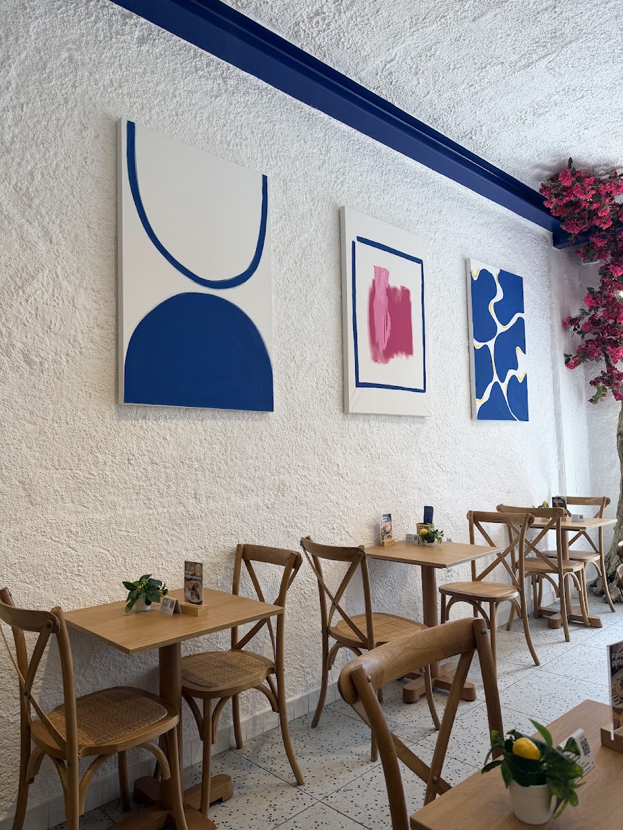 Kroisant - Brunch Restaurant Photo 3