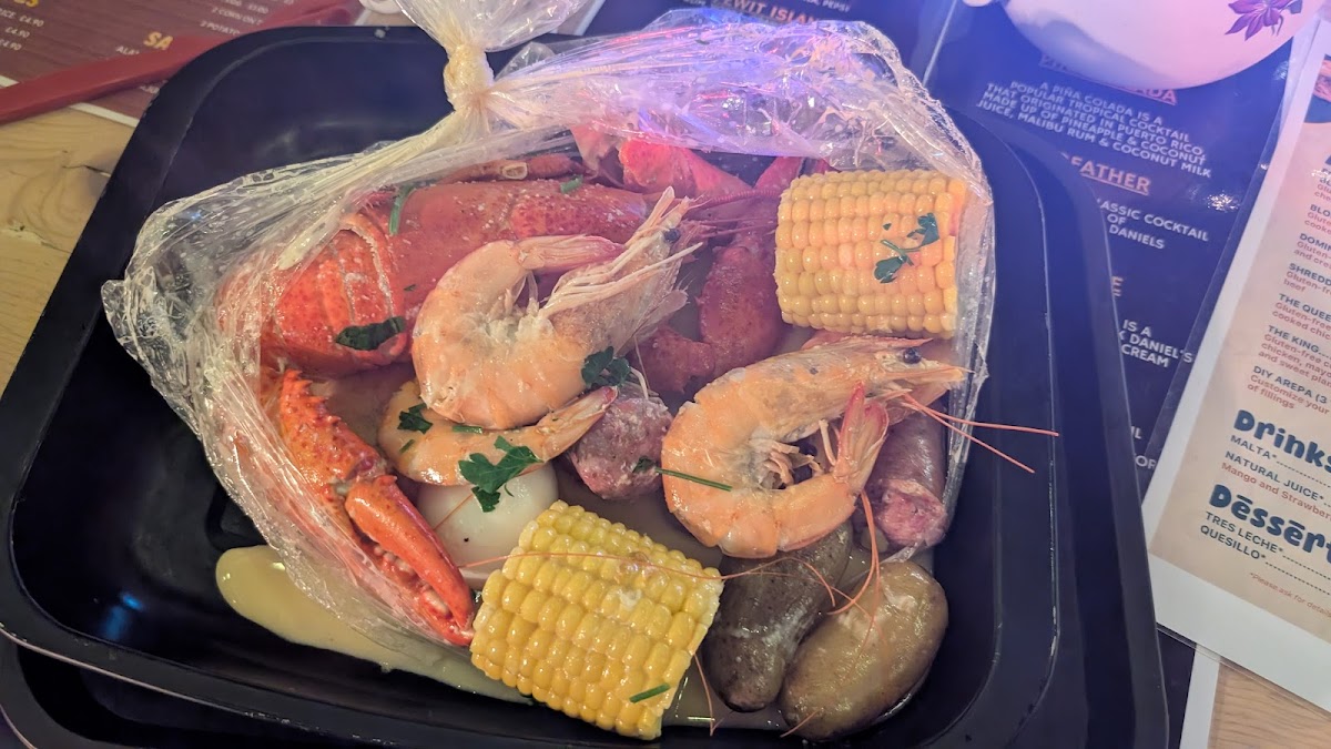 Alandco Seafood Boil Photo Menu 1