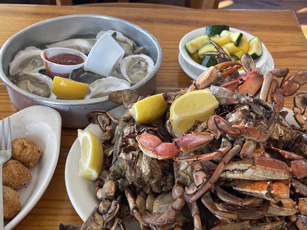 Stingaree Restaurant & Marina Photo 4