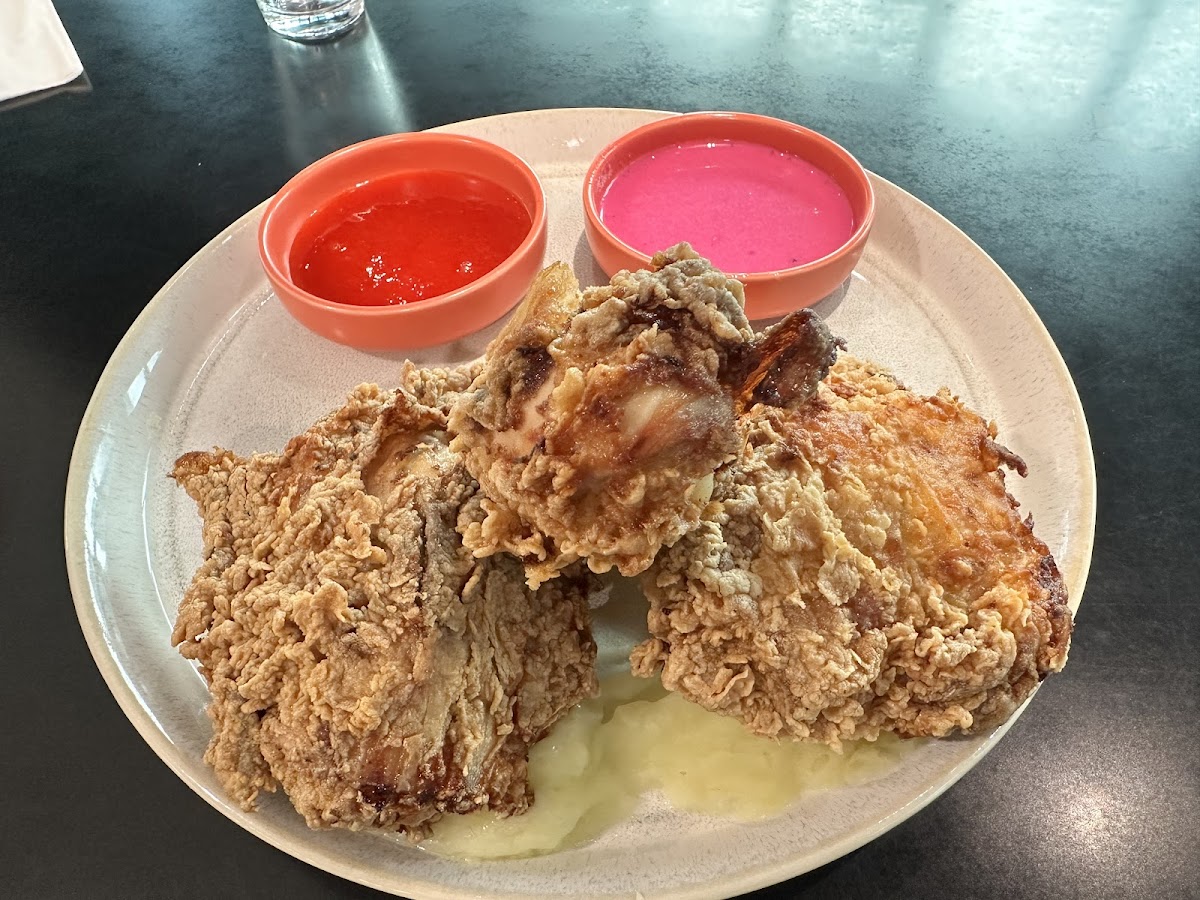 Red Red Botak Head Restaurant @ The Gardens Mall Midvalley Photo 7