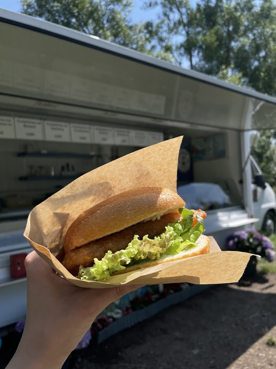 Captain Tommy’s Fischbrötchen Photo 2