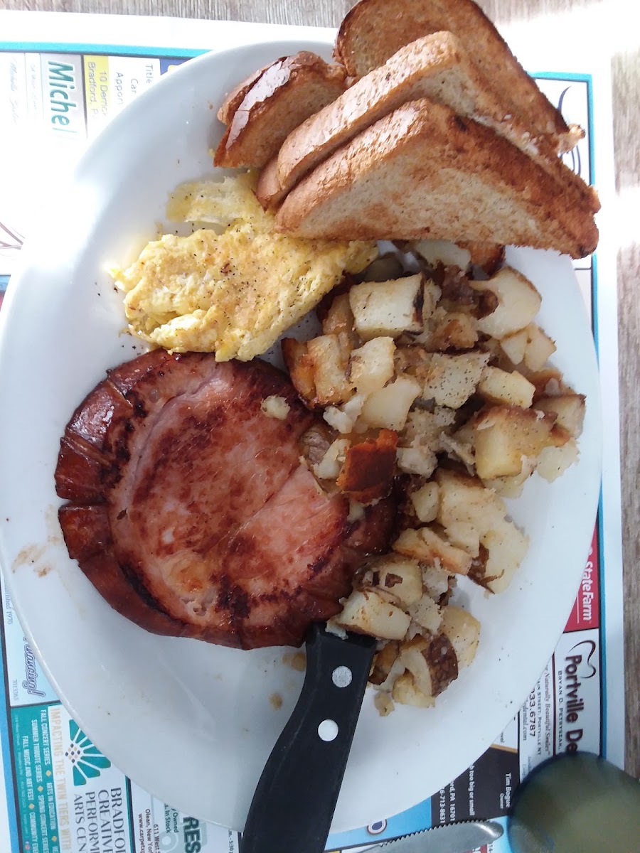Derrick City Diner Photo 8