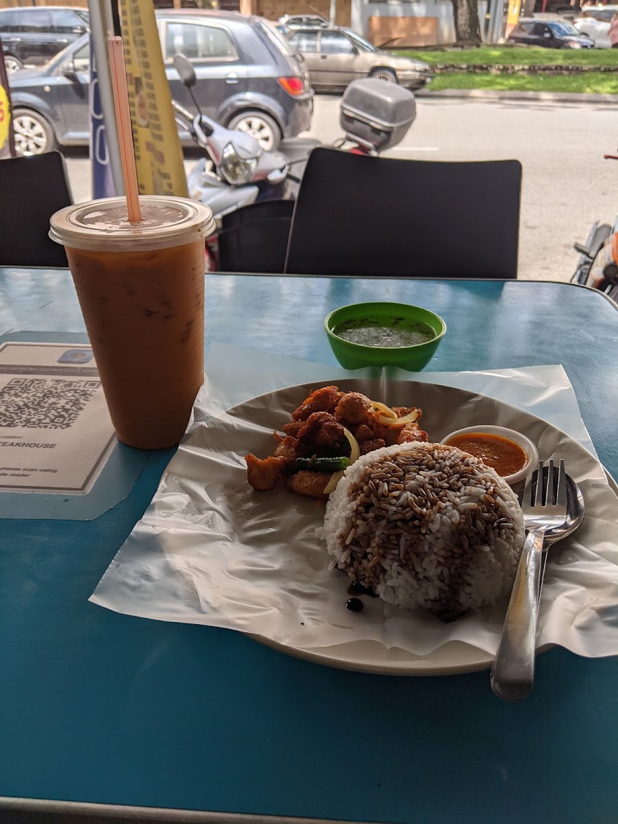 Nasi Ayam Bonda Desa Pandan Photo 5
