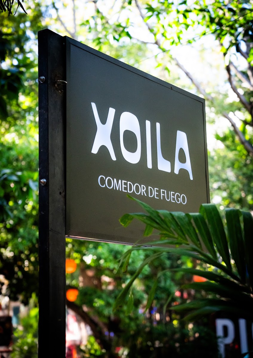 Xoila - Comedor de Fuego Photo 4