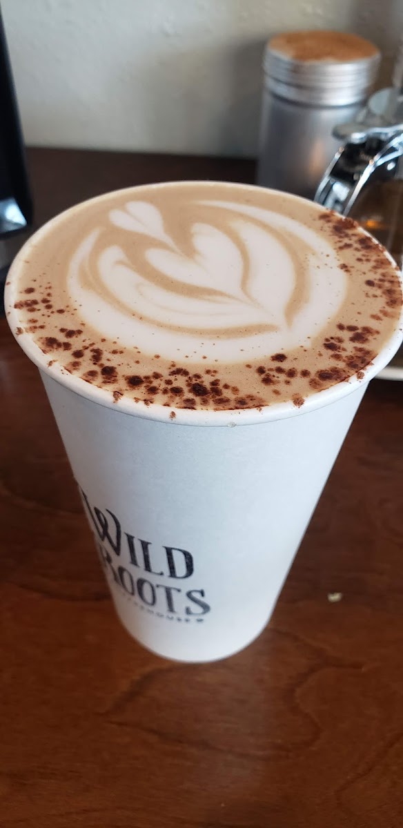 WildRoots Coffeehouse Photo 7